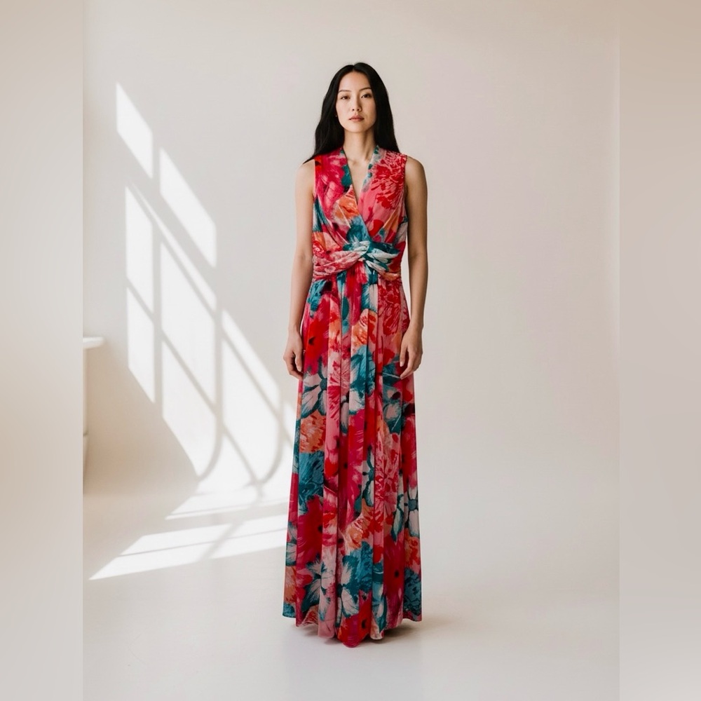 Vince Camuto- Floral Sleeveless Maxi Dress -NWT size 6
